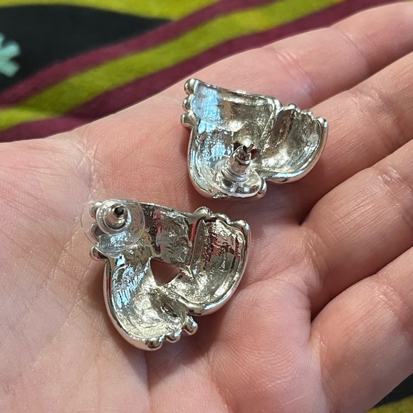 VTG 80’s 90’s Chunky Silver Tone Metal Costume Jewelry Post Pierced Earrings - Picture 4 of 5